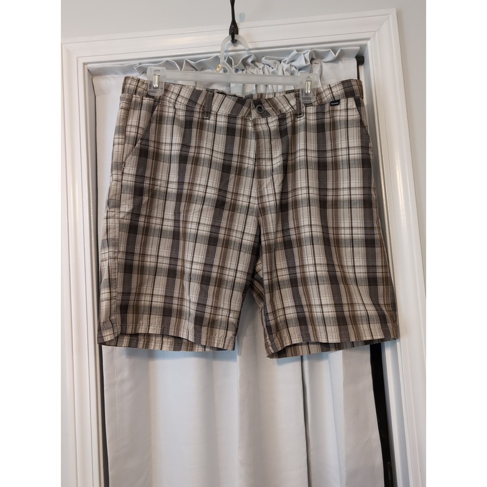 Hurley Men's Shorts Size 36 Plaid Pockets Logo Flat Front